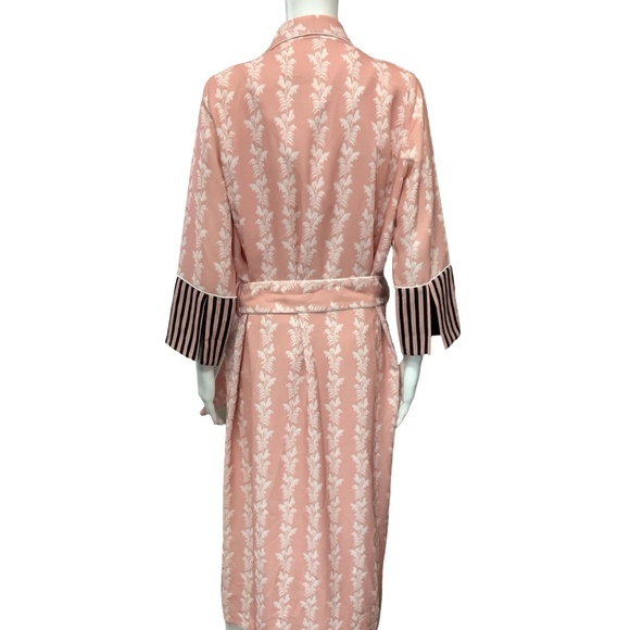 Nue Notes Printed Robe Size: S - Picture 3 of 4